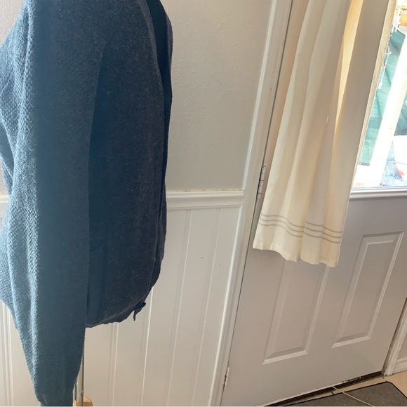 Marc Anthony front button cardigan - Picture 3 of 9